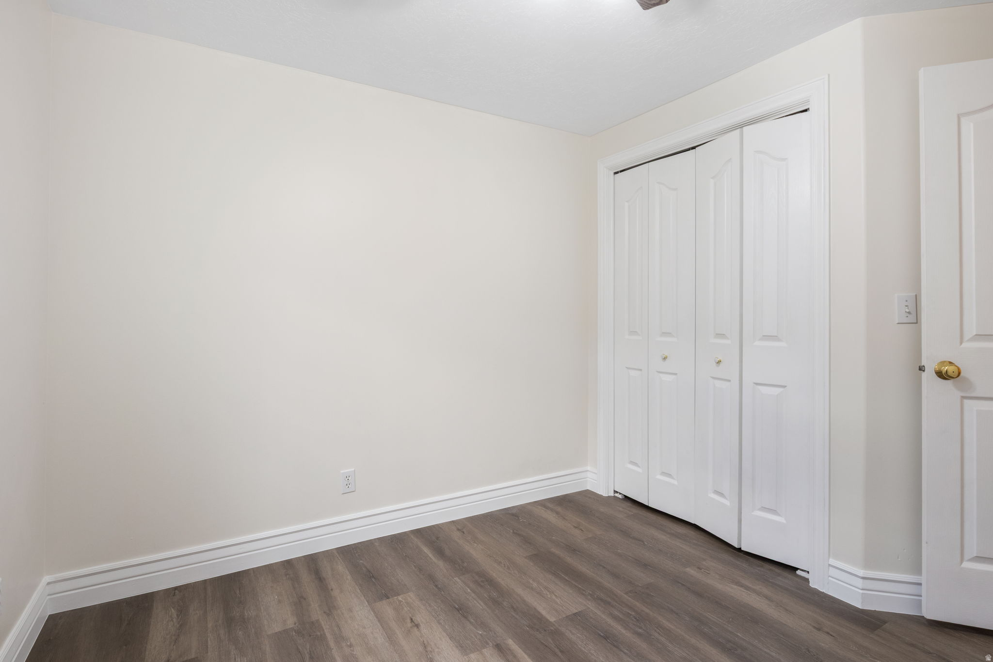 13920 CROMWELL LN