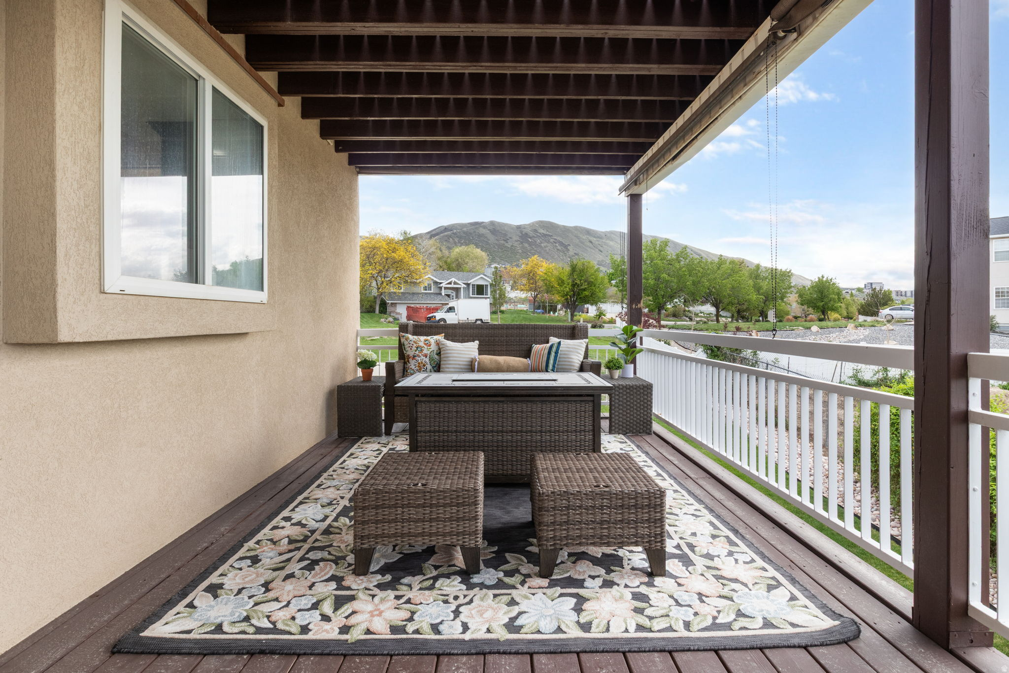 13920 CROMWELL LN