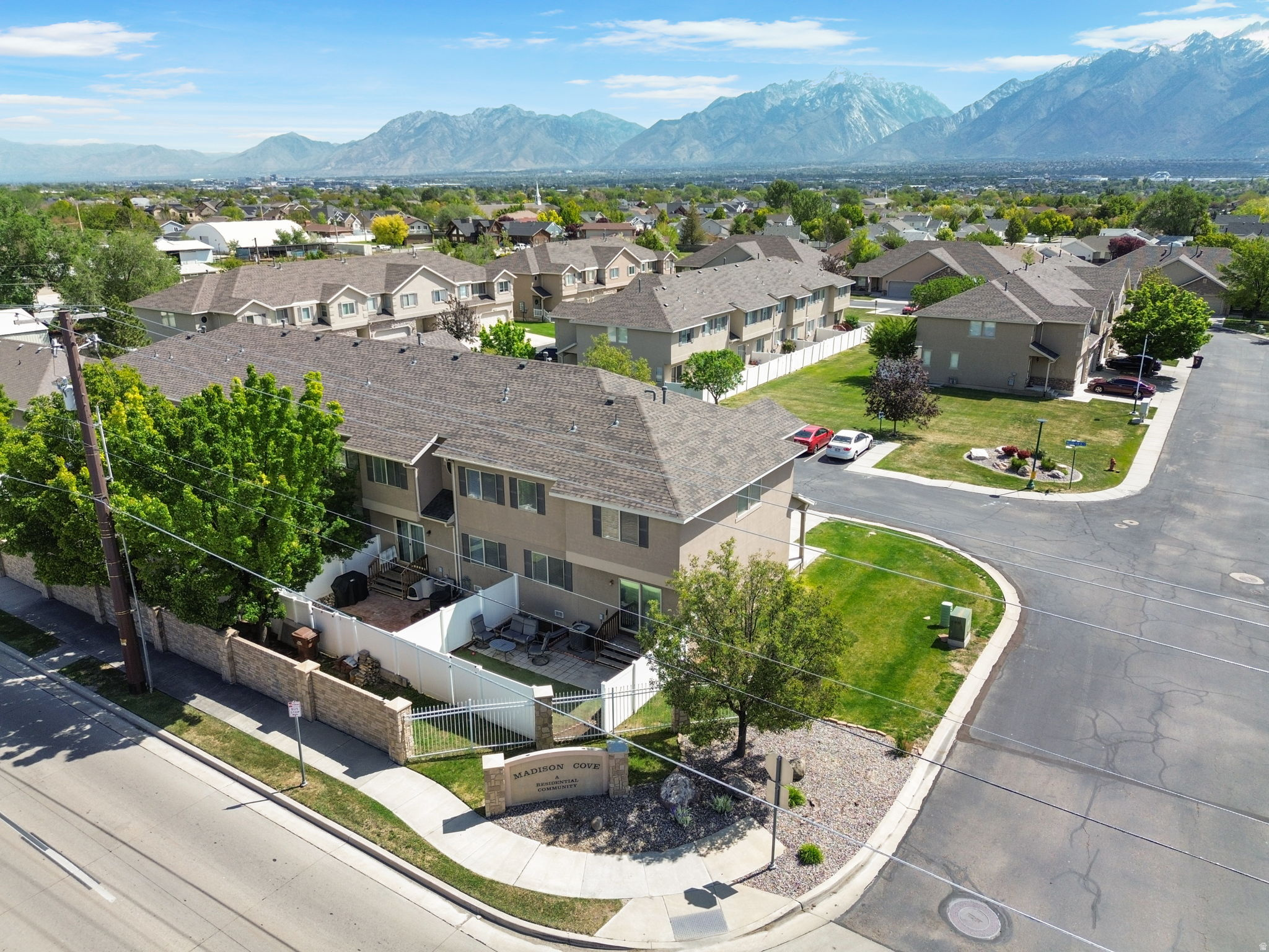 12238 S MADISON VIEW DR