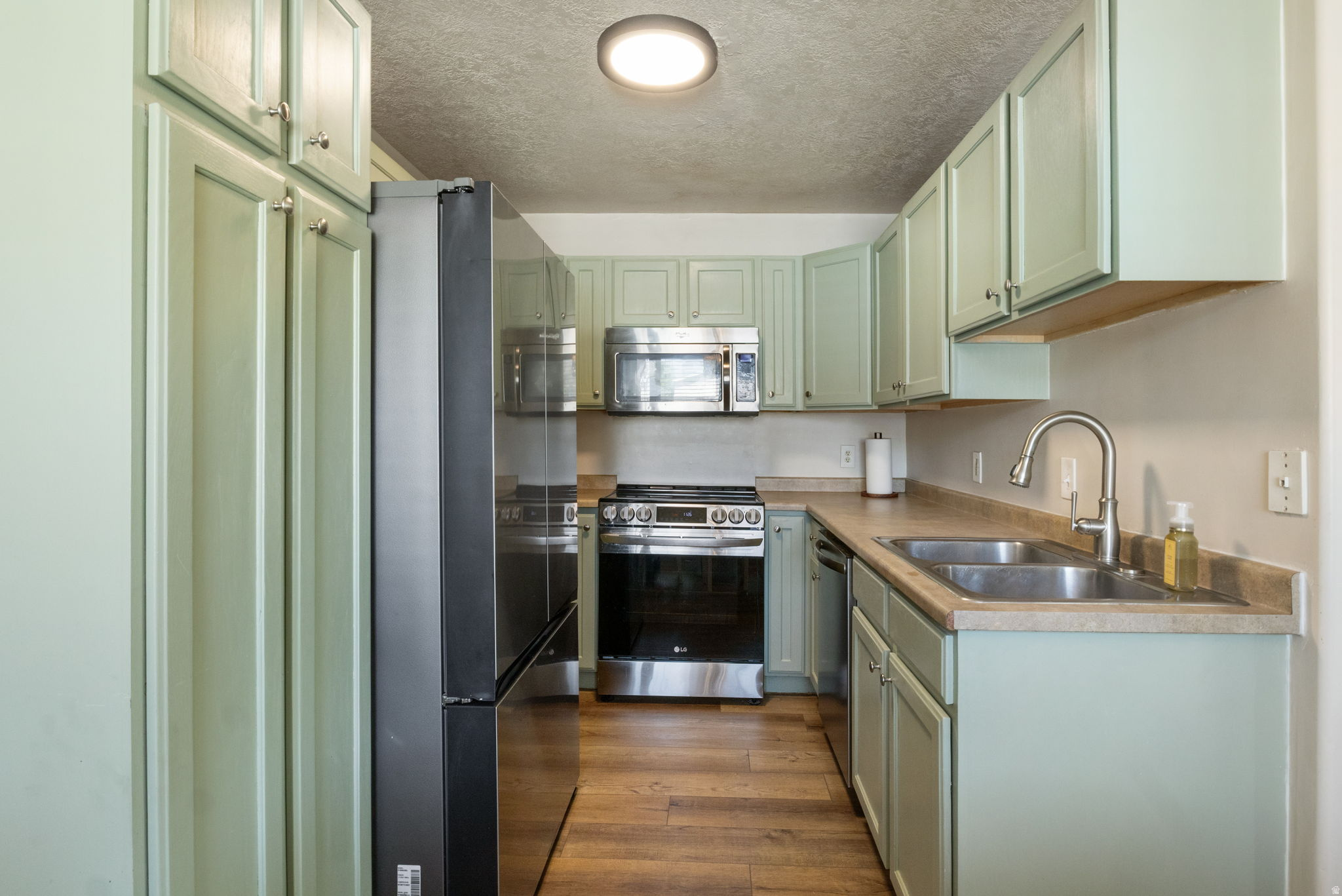 12238 S MADISON VIEW DR
