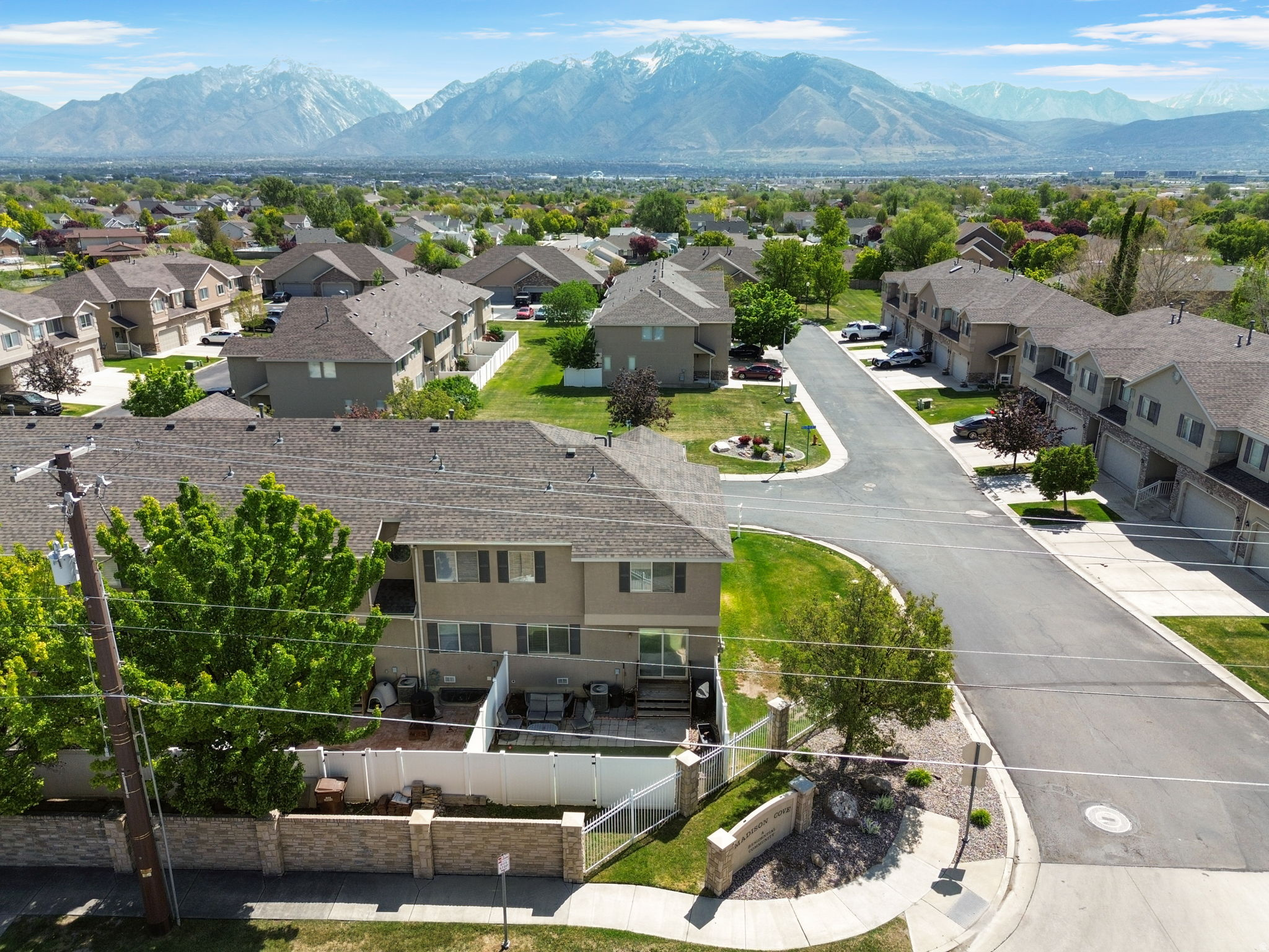 12238 S MADISON VIEW DR