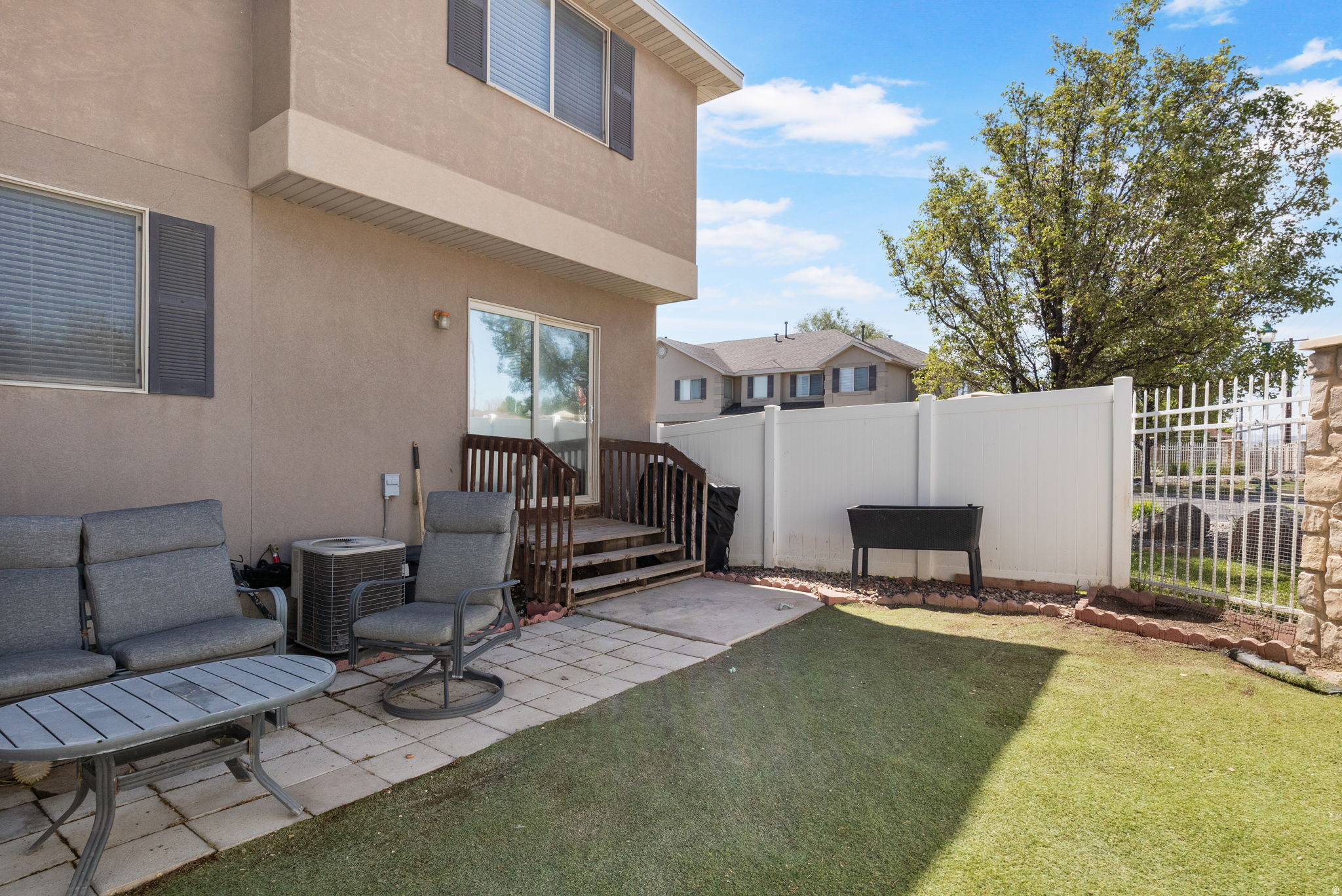 12238 S MADISON VIEW DR