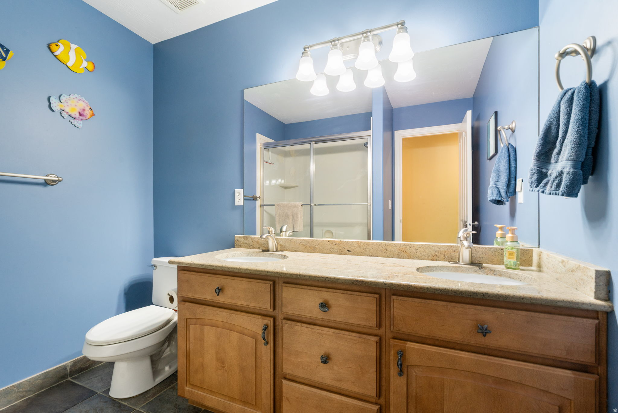 313 E GOLDEN PHEASANT DR