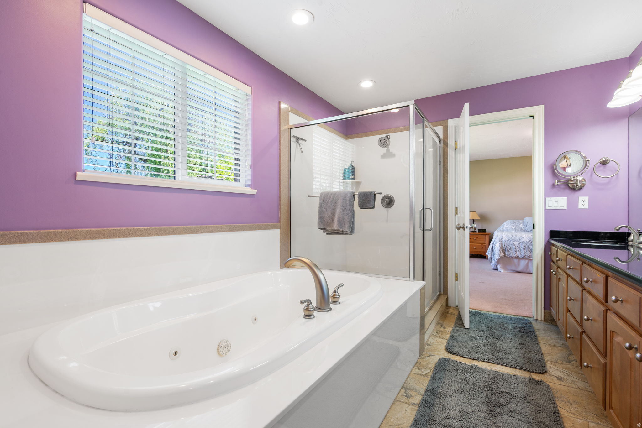 313 E GOLDEN PHEASANT DR