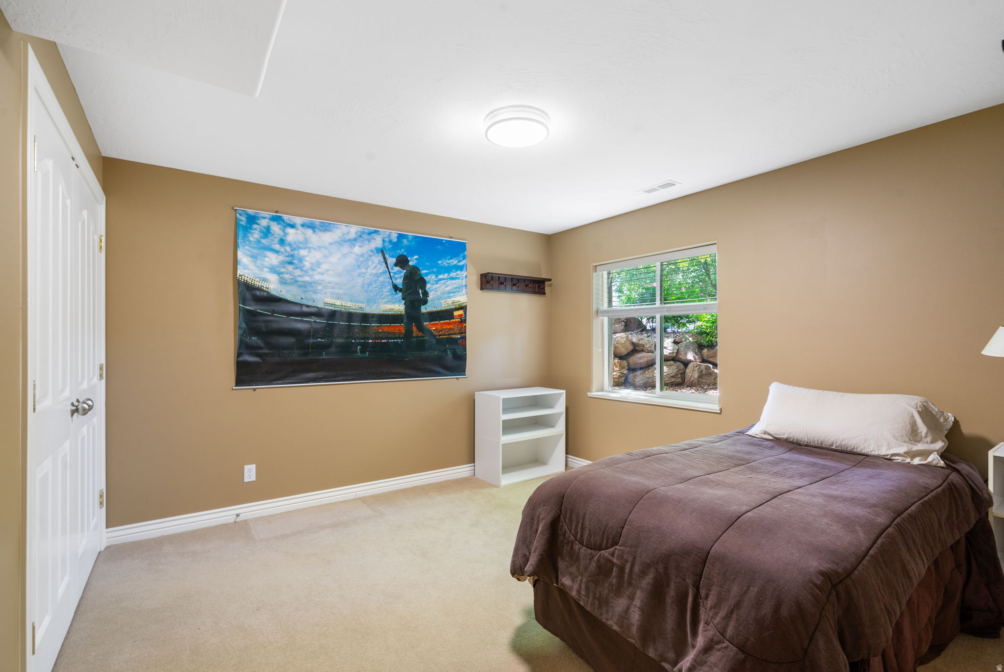 313 E GOLDEN PHEASANT DR