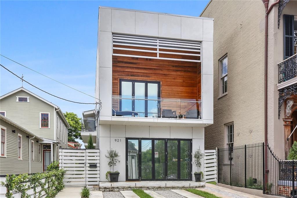 921 RACE Street A