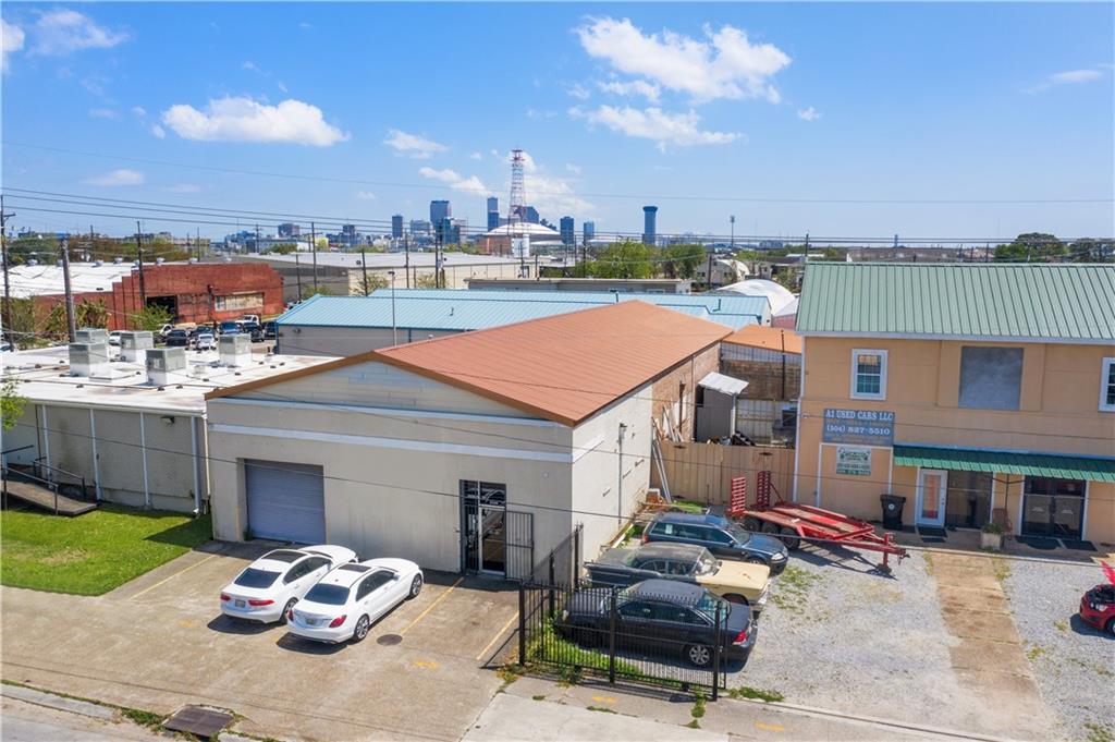 1514 S NORMAN C FRANCIS Parkway