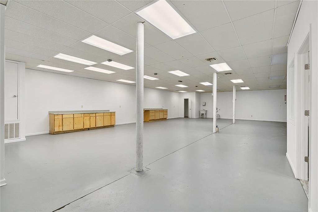 1514 S NORMAN C FRANCIS Parkway