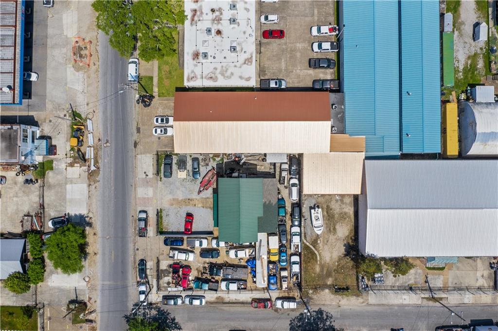 1514 S NORMAN C FRANCIS Parkway