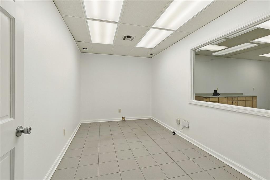 1514 S NORMAN C FRANCIS Parkway