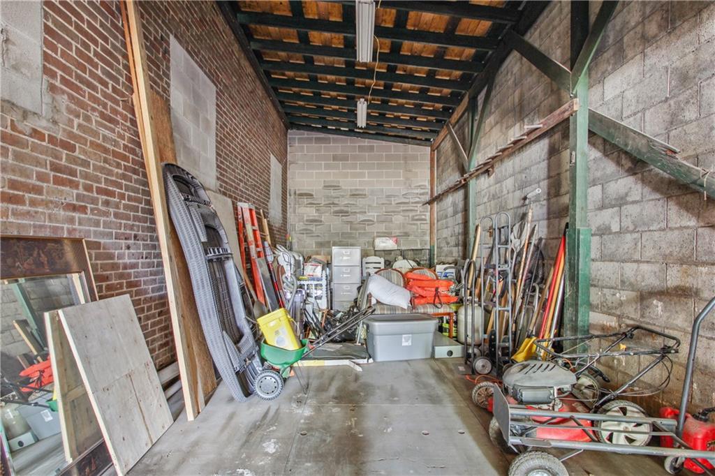 1514 S NORMAN C FRANCIS Parkway