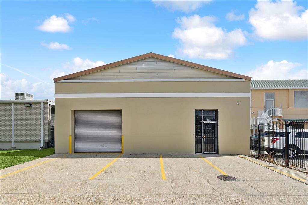 1514 S NORMAN C FRANCIS Parkway