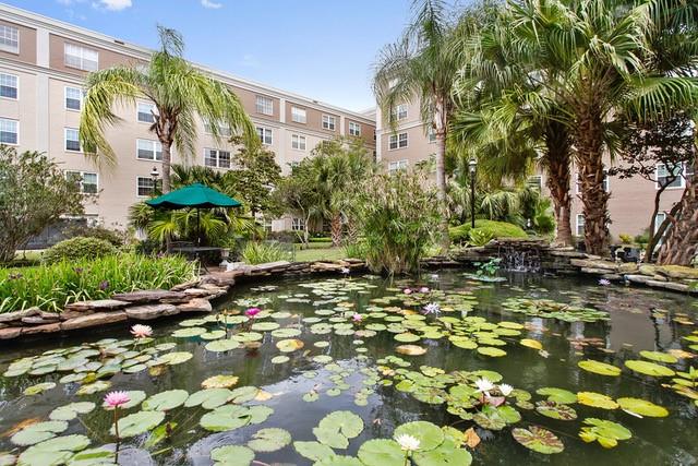 1750 ST CHARLES Avenue 208