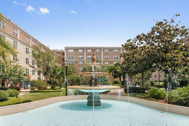1750 ST CHARLES Avenue 208
