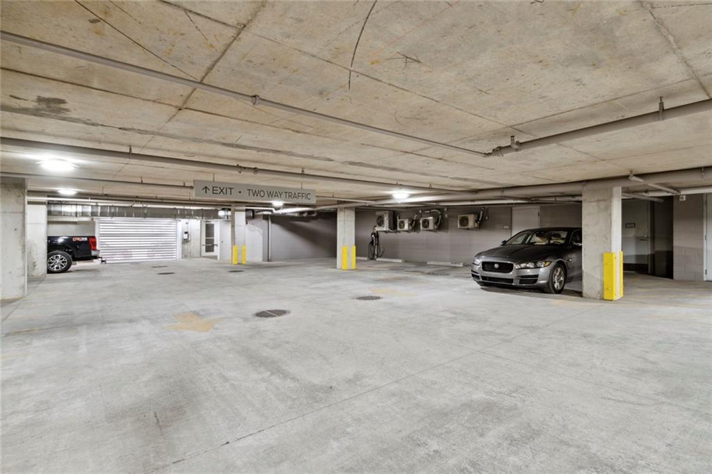700 MAGAZINE Street 417