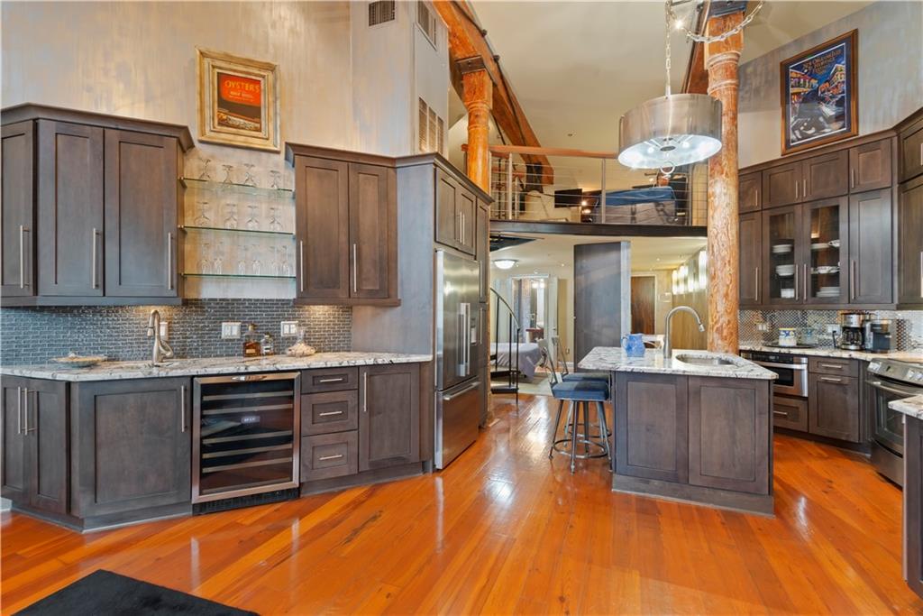 920 POEYFARRE Street 171