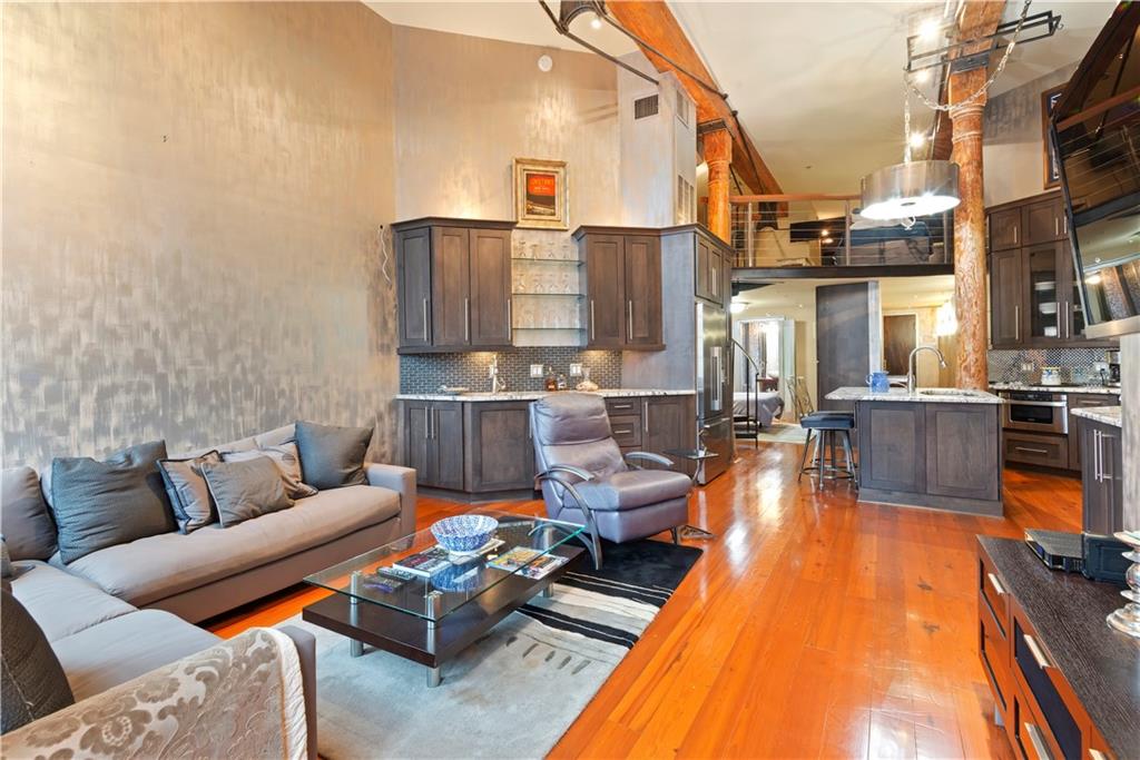 920 POEYFARRE Street 171