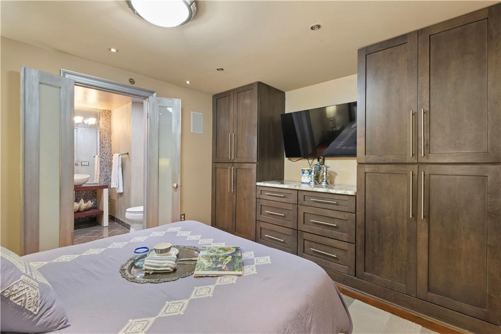 920 POEYFARRE Street 171