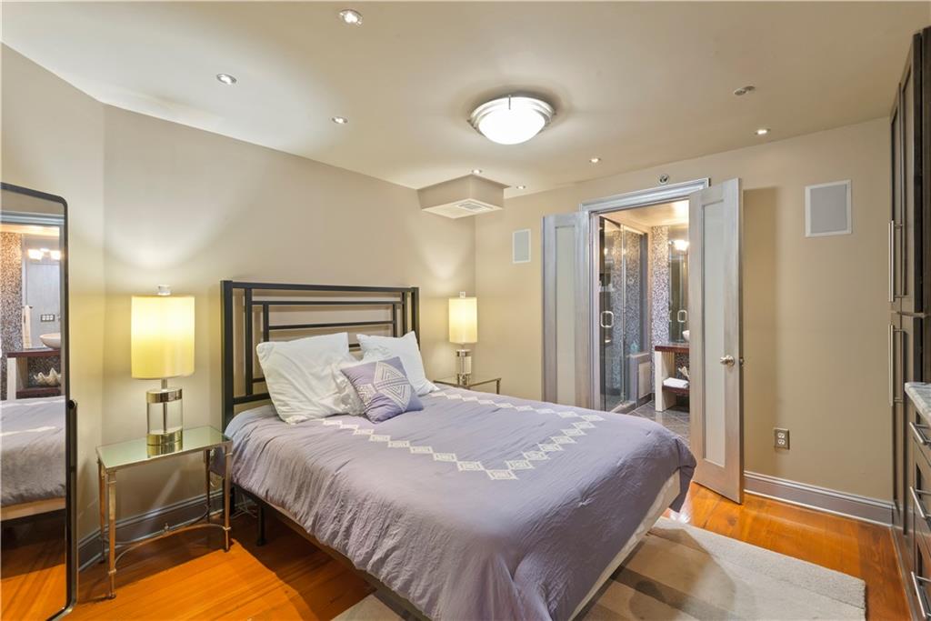 920 POEYFARRE Street 171