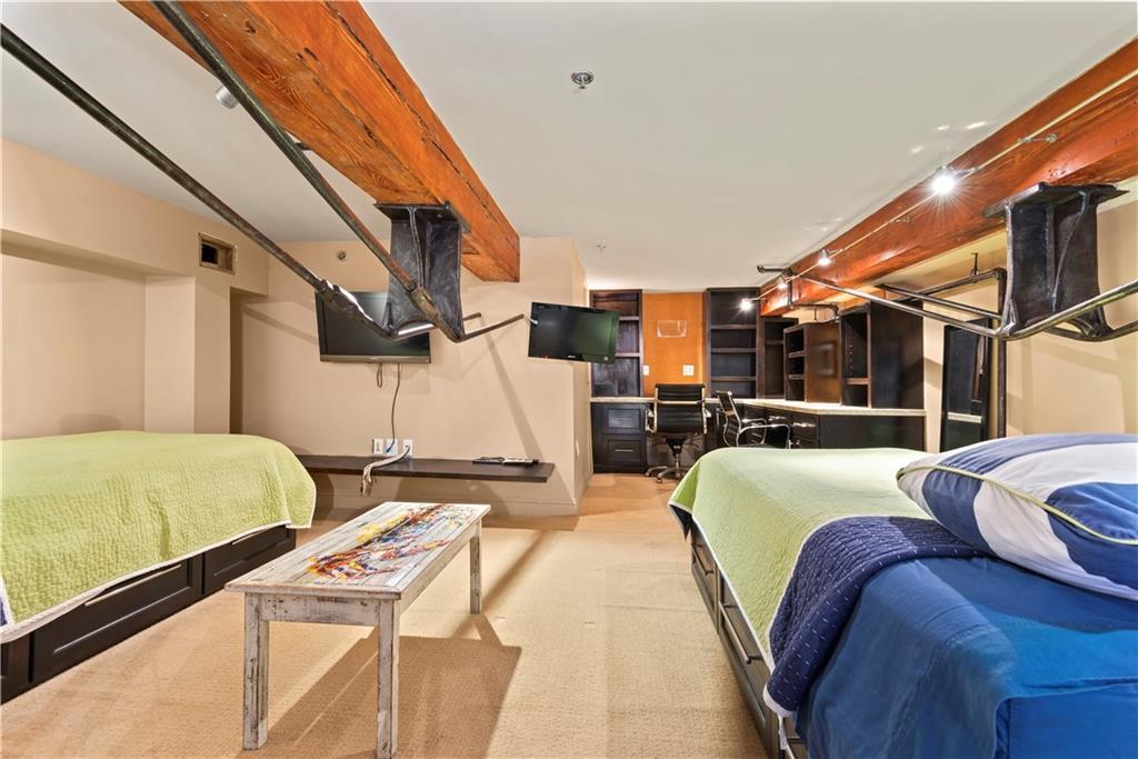 920 POEYFARRE Street 171