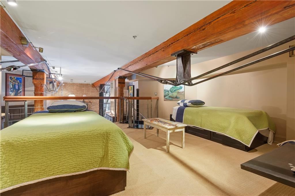 920 POEYFARRE Street 171