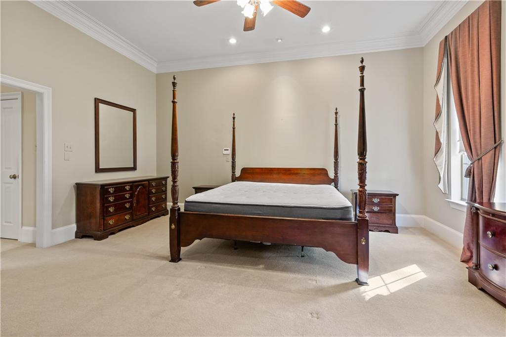 106 TWIN OAKS Lane