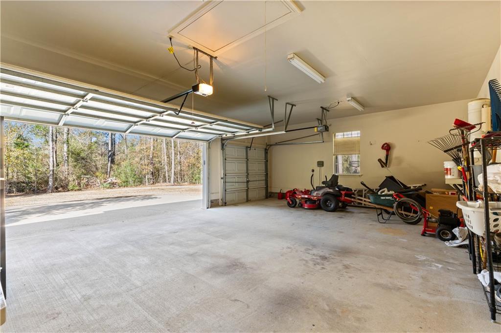 106 TWIN OAKS Lane
