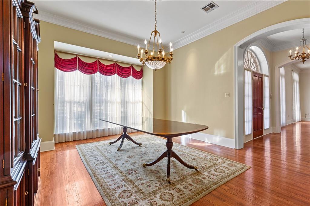 106 TWIN OAKS Lane