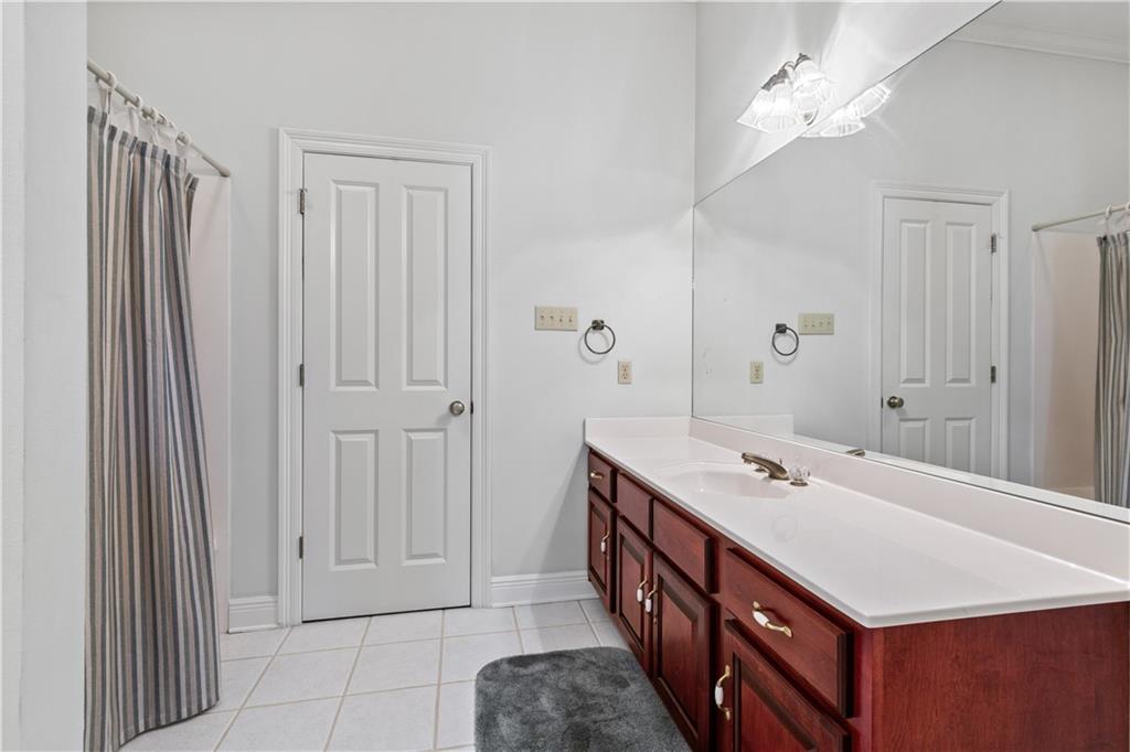 106 TWIN OAKS Lane
