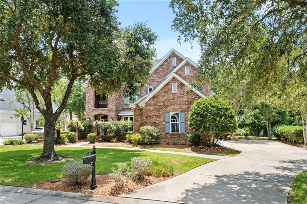 16 CASTLE PINES Drive