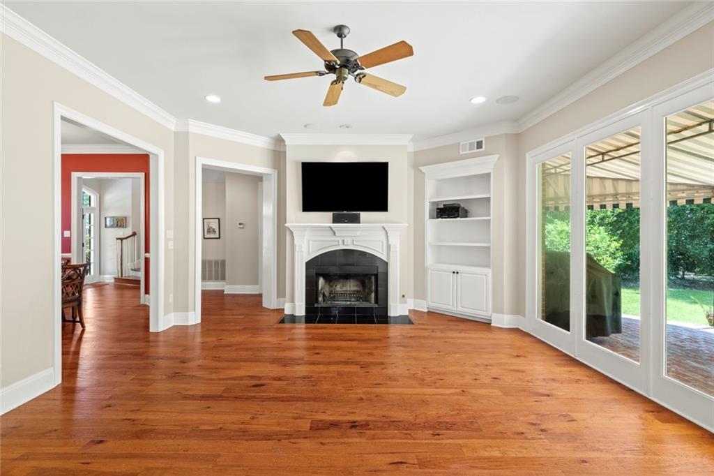 16 CASTLE PINES Drive