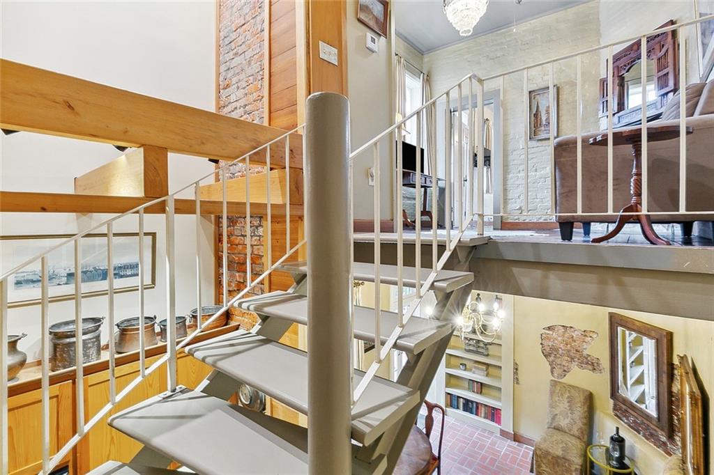 1111 ROYAL Street C