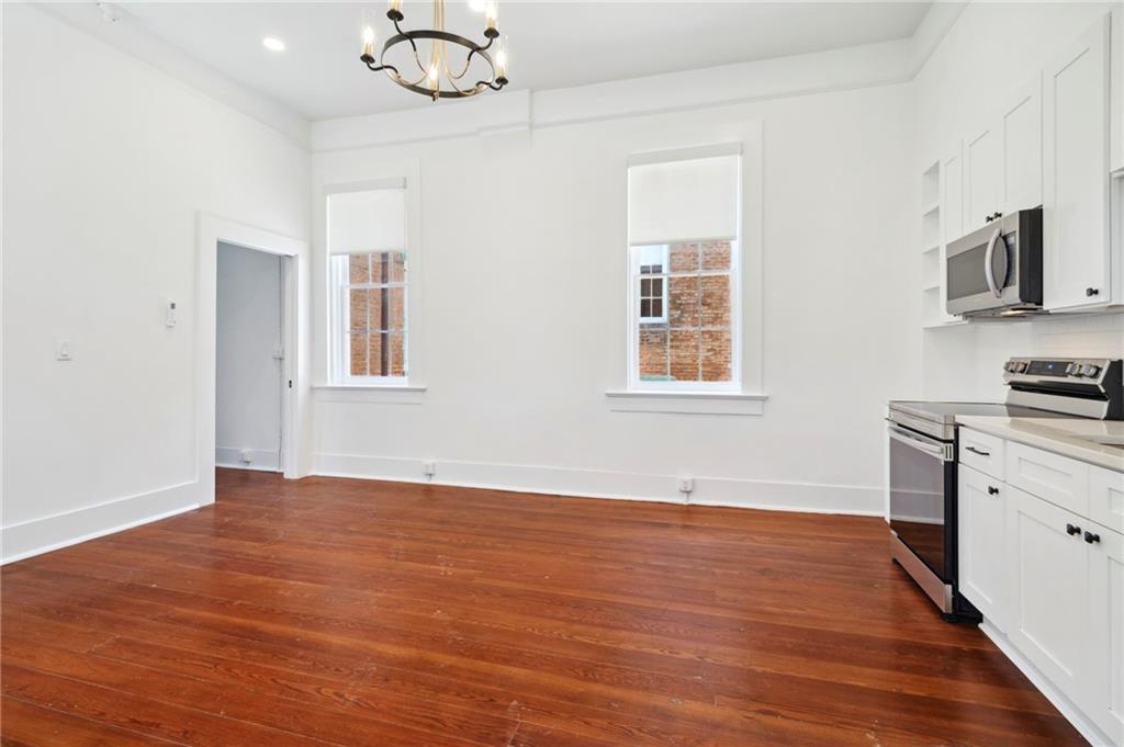 1022 BARRACKS Street 105