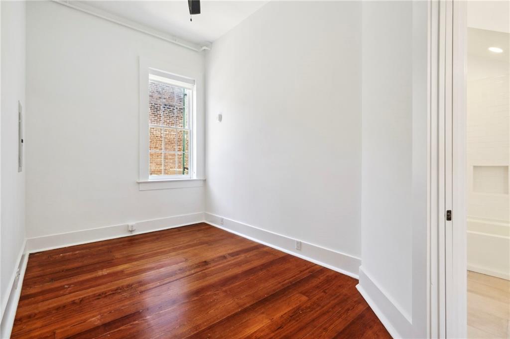 1022 BARRACKS Street 105