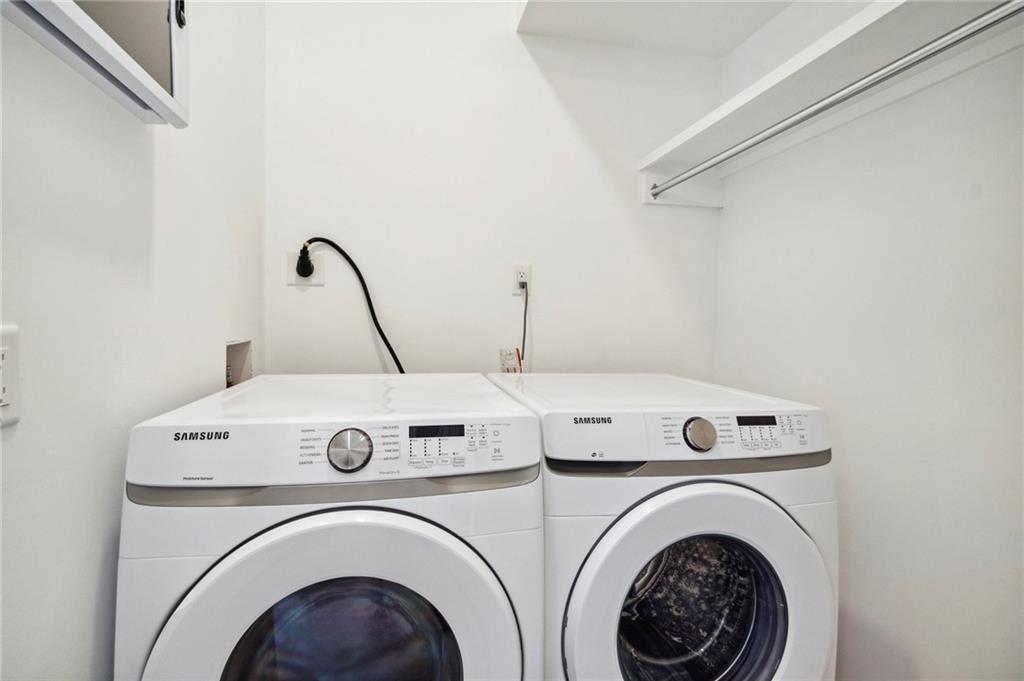 1022 BARRACKS Street 105