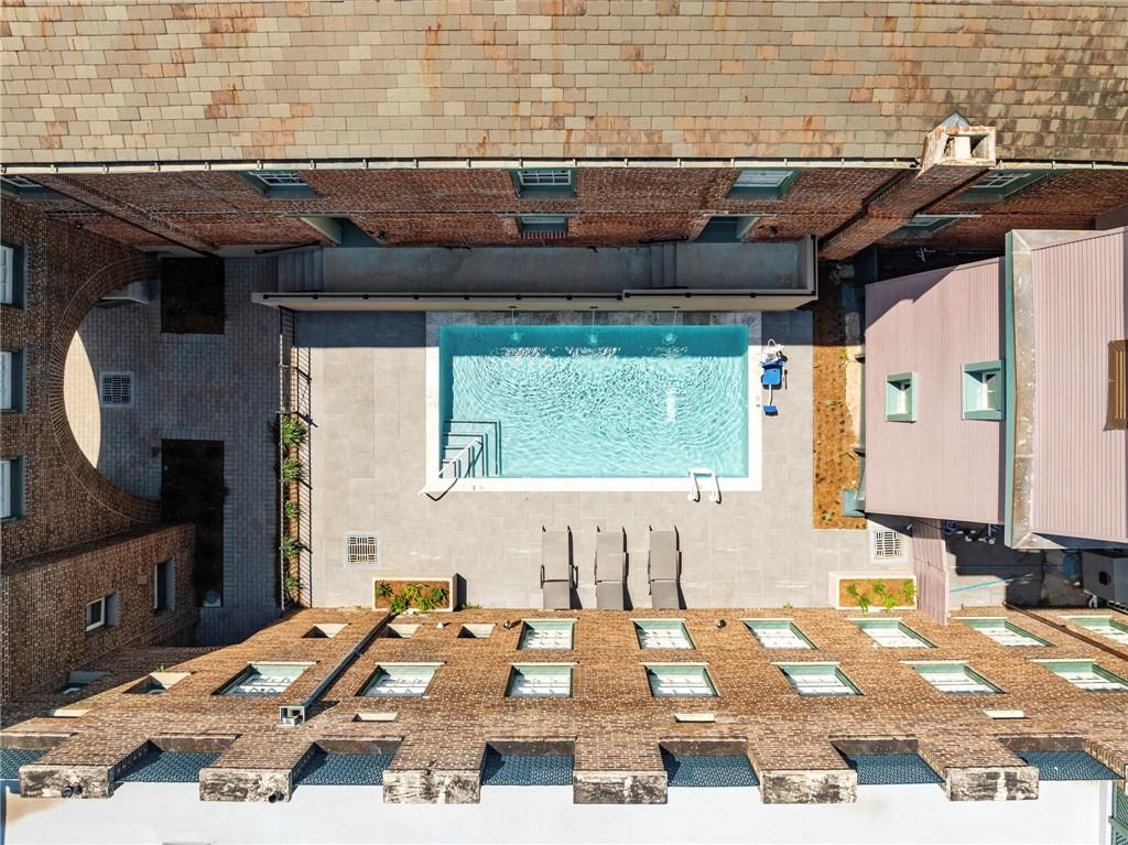 1022 BARRACKS Street 105