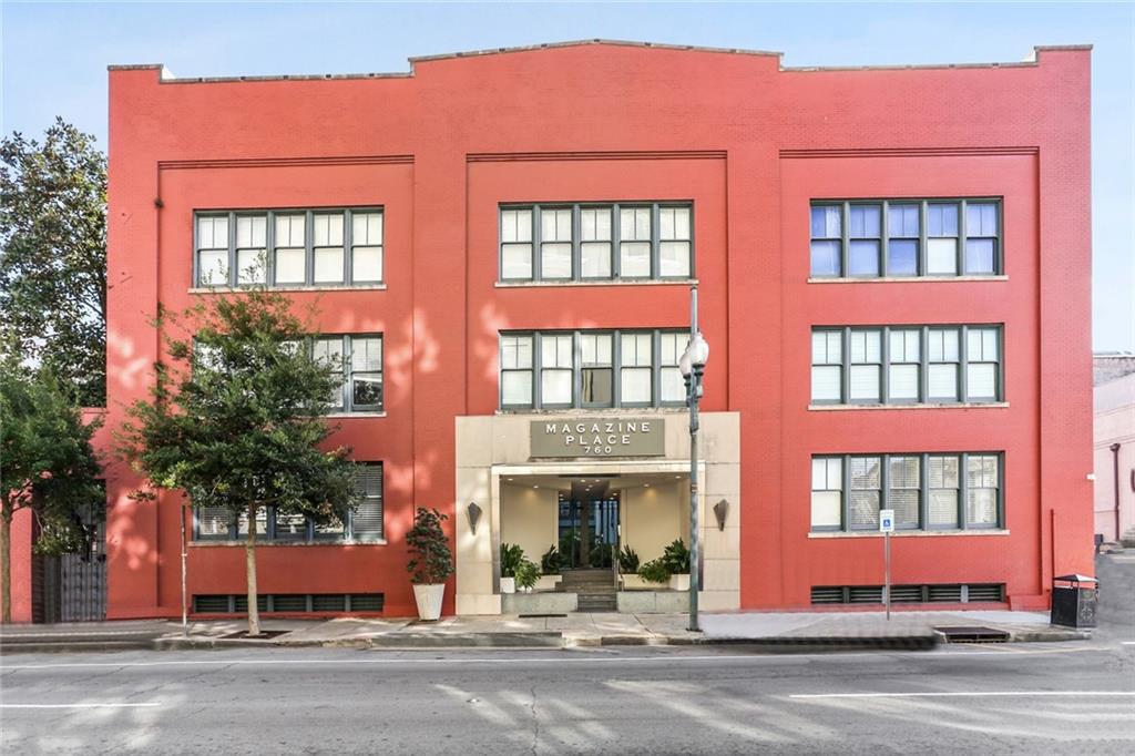 760 MAGAZINE Street 106
