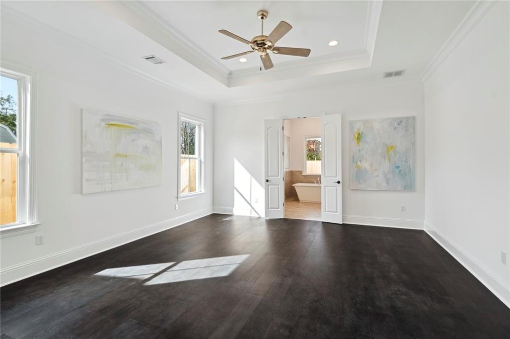 322 BONNABEL Boulevard