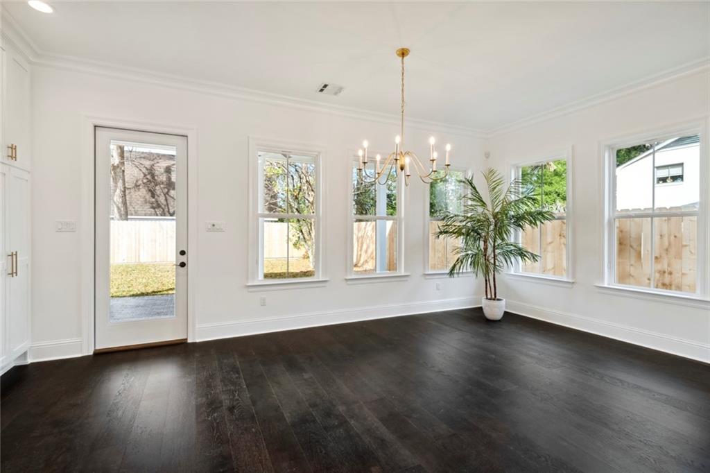 322 BONNABEL Boulevard