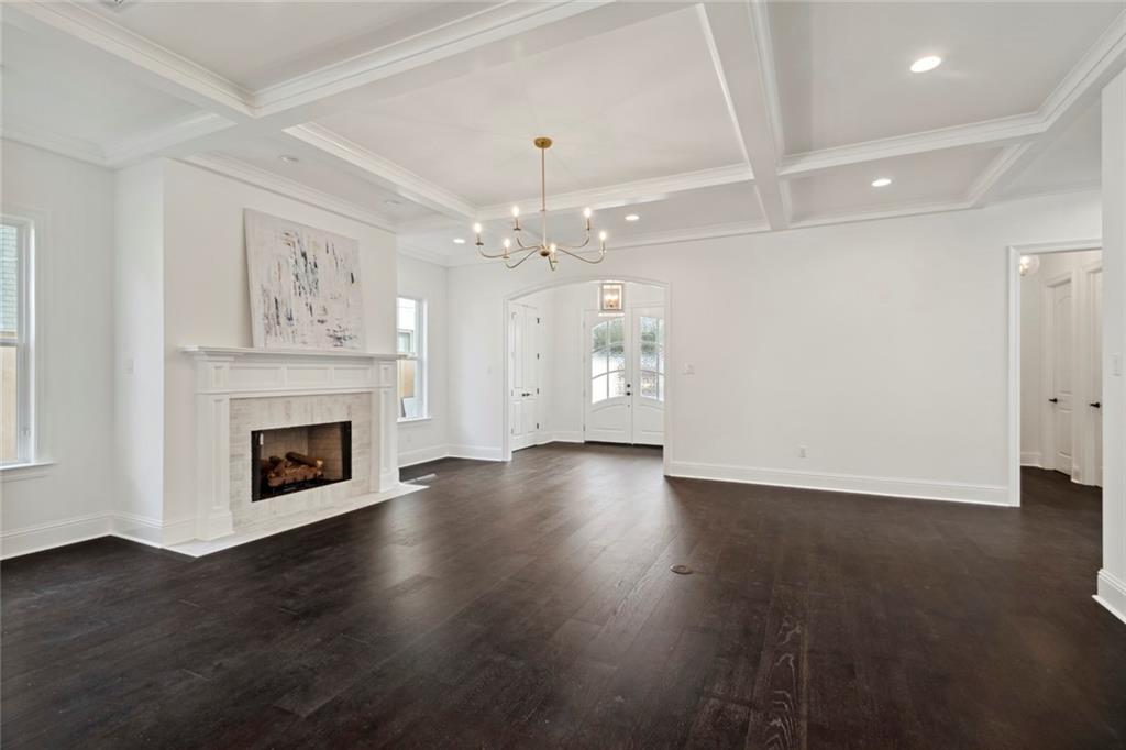 322 BONNABEL Boulevard