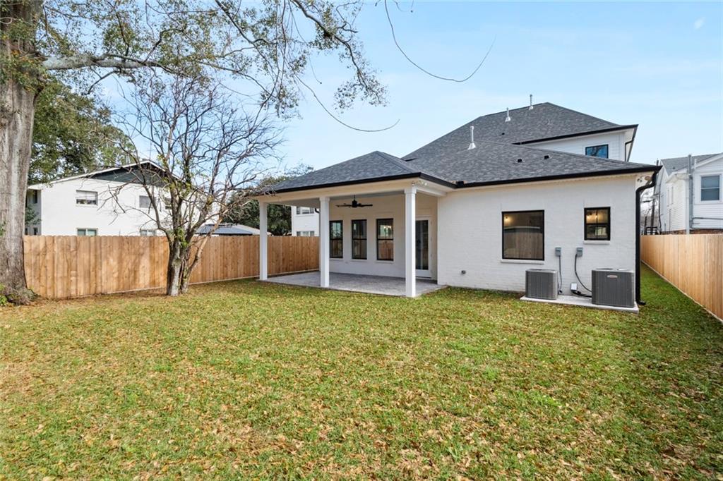 322 BONNABEL Boulevard