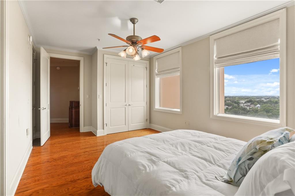 232 LAKE MARINA Avenue 9D