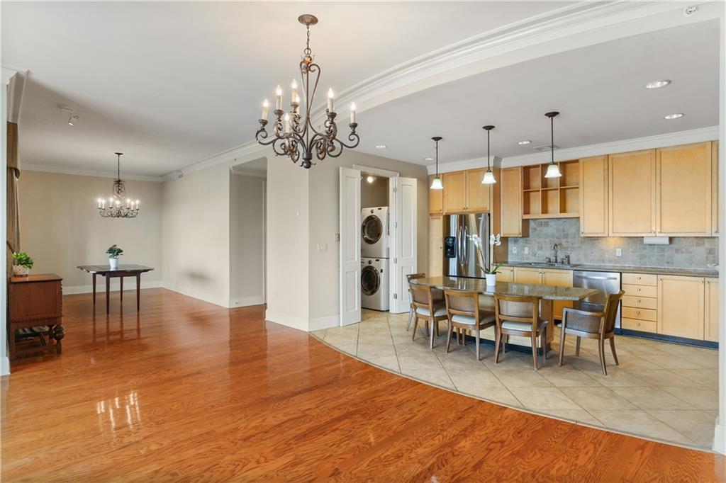 232 LAKE MARINA Avenue 9D