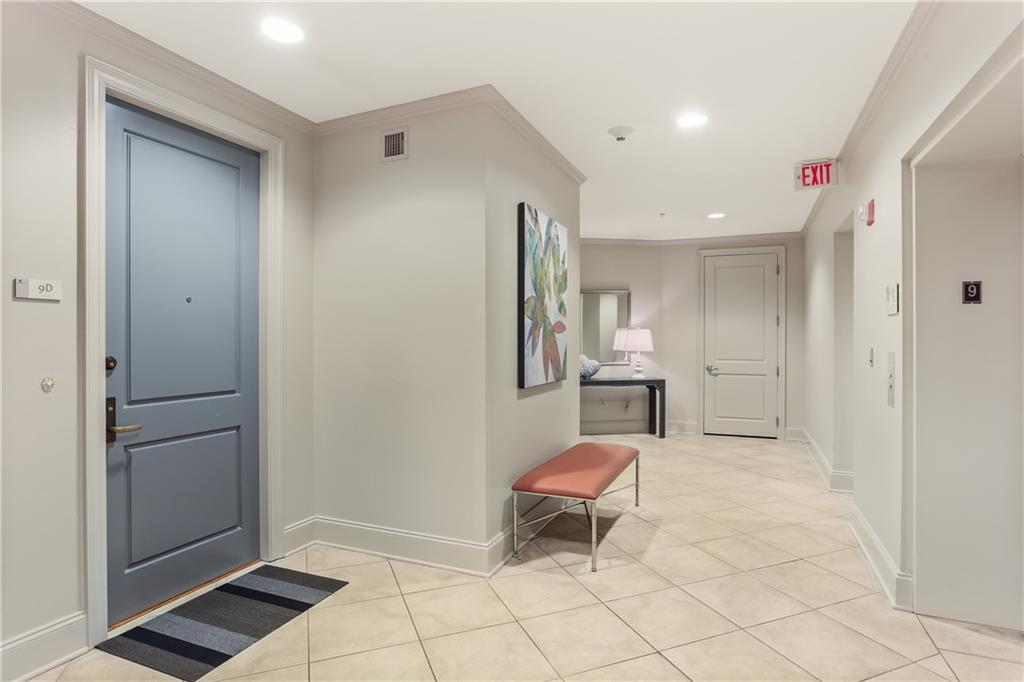 232 LAKE MARINA Avenue 9D