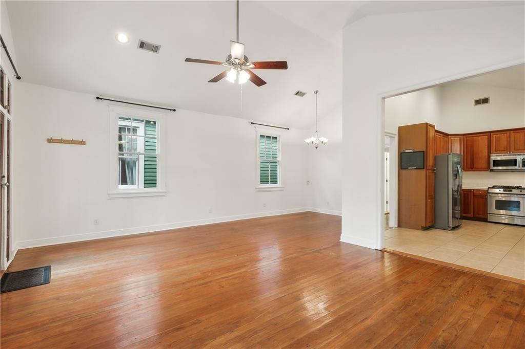 3317 CONSTANCE Street