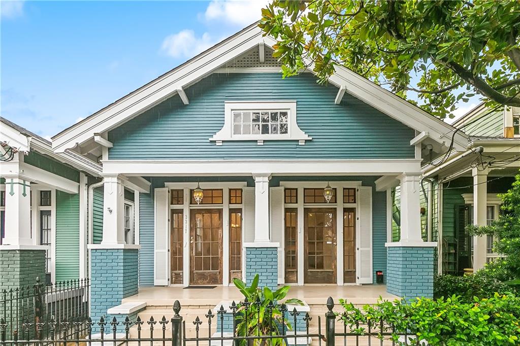 3317 CONSTANCE Street
