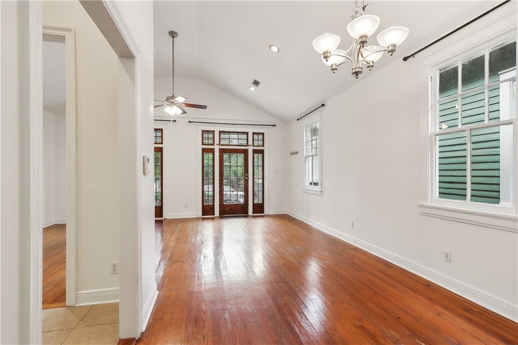 3317 CONSTANCE Street