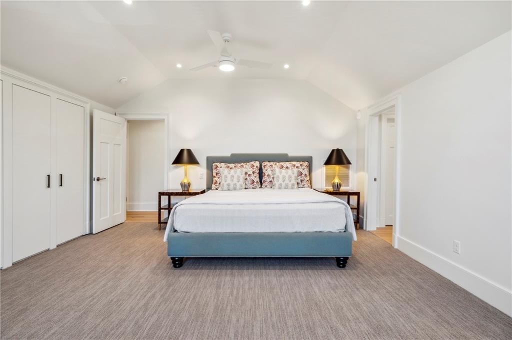 7008 CHESTNUT Street 201