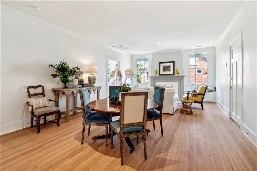 7008 CHESTNUT Street 201