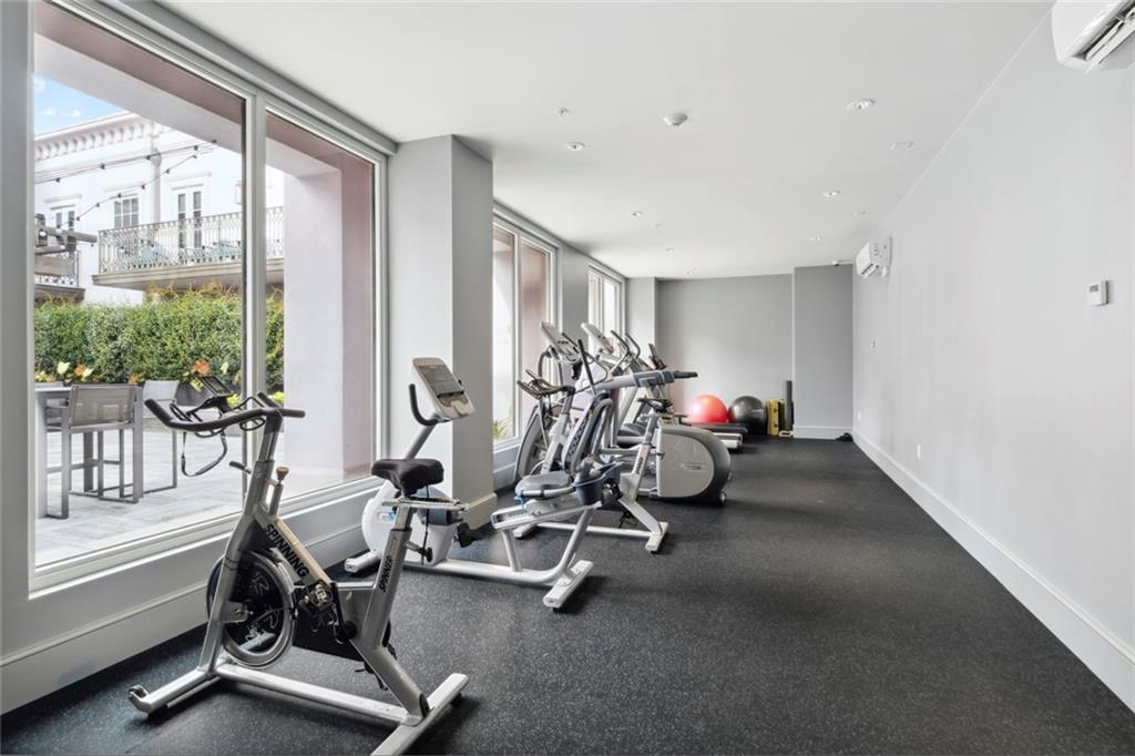 700 MAGAZINE Street 514